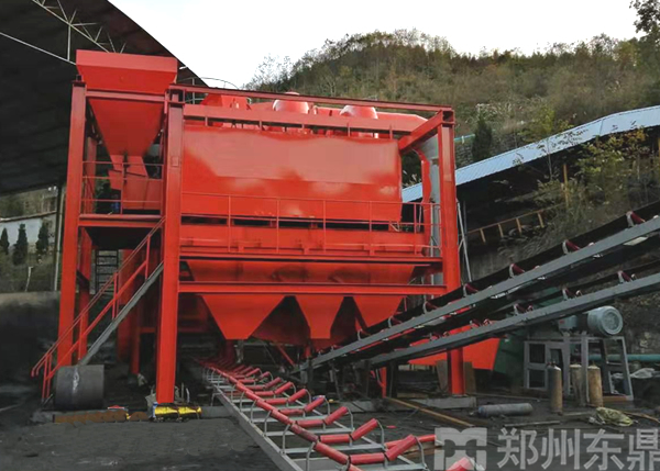 贵州省黔西南老虎田煤矿2400吨煤炭干选机